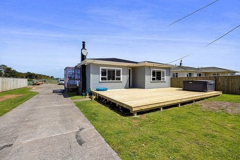 Photo of property in 6 Alamein Street, Kaponga, Hawera, 4679