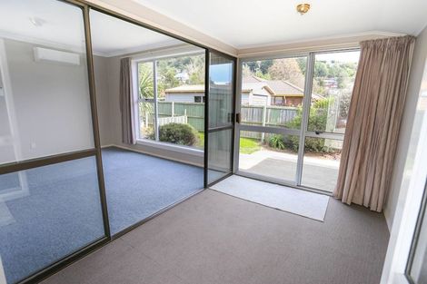 Photo of property in 2/28 Hillsborough Terrace, Hillsborough, Christchurch, 8022