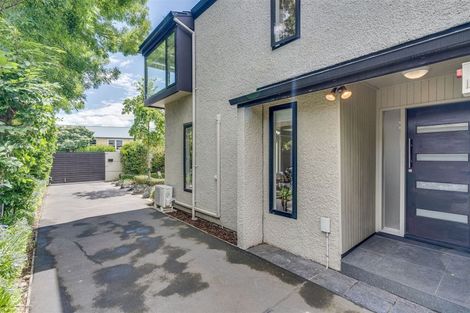 Photo of property in 1/52 Aikmans Road, Merivale, Christchurch, 8014
