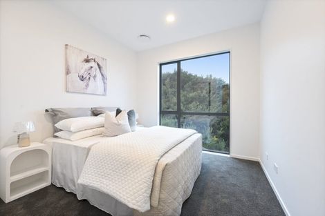 Photo of property in 42 Paparahi Place, Wainui, 0992