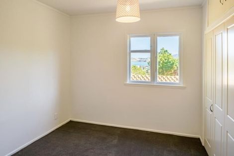 Photo of property in 84 Cluny Road, Plimmerton, Porirua, 5026