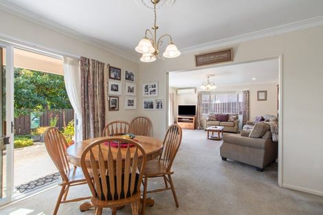 Photo of property in 18a South Street, Papakura, 2110