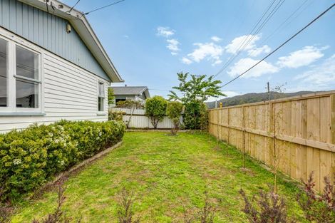 Photo of property in 3 Konini Street, Wainuiomata, Lower Hutt, 5014