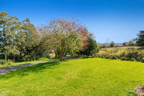 Photo of property in 207 Mangakura Road, Helensville, 0875