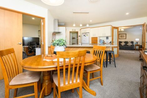 Photo of property in 5 Oakeley Rise, Feilding, 4702