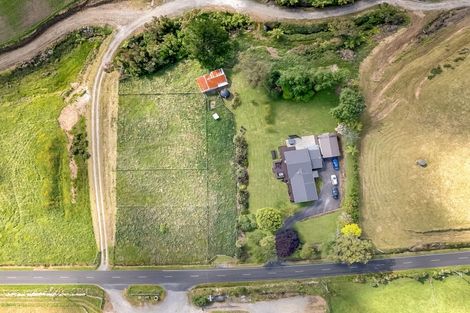 Photo of property in 1459 Carrington Road, Hurworth, New Plymouth, 4371