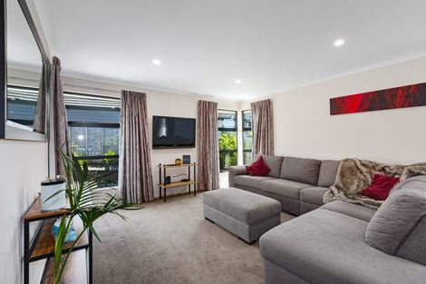 Photo of property in 55 Nelson Avenue, Aotea, Porirua, 5024