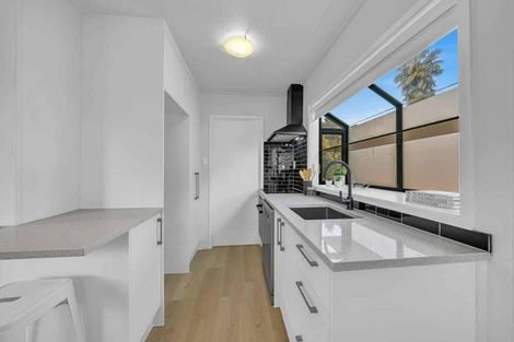 Photo of property in 2/40 Rosella Road, Mangere East, Auckland, 2024