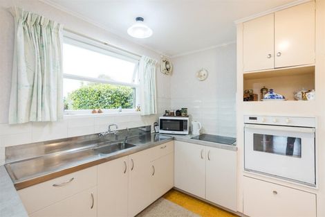 Photo of property in 6 Dalrymple Place, Marton, 4710