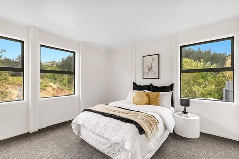 Photo of property in 25a York Place, Cannons Creek, Porirua, 5024