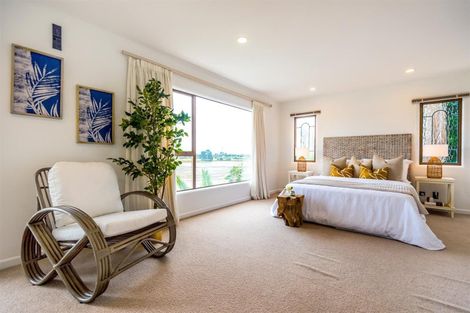 Photo of property in 6 Shepherds Road, Papakura, 2110