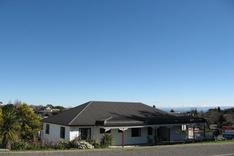 Photo of property in 28 Te Mata Peak Road, Havelock North, 4130