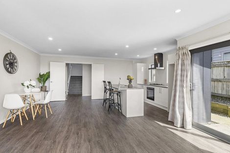 Photo of property in 84 Endeavour Drive, Whitby, Porirua, 5024