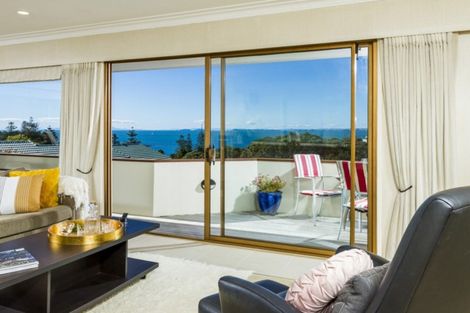 Photo of property in 1/88 Hebron Road, Waiake, Auckland, 0630