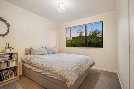 Photo of property in 73 Arran Road, Browns Bay, Auckland, 0630