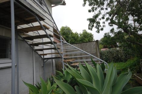 Photo of property in 2/33 Kitchener Road, Sandringham, Auckland, 1025