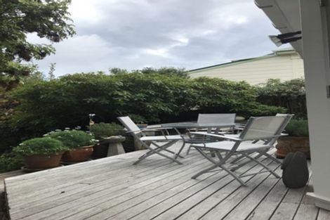 Photo of property in 22 Harbour View Road, Northland, Wellington, 6012