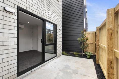 Photo of property in 2/10 Charlemont Street, Whitiora, Hamilton, 3200