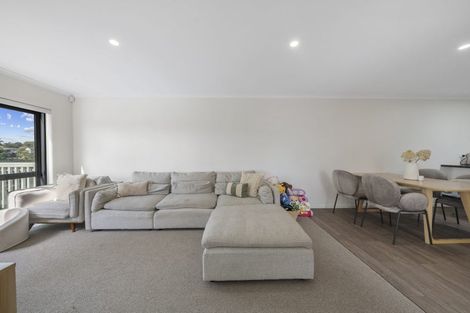 Photo of property in 2/72 Alabaster Drive, Papatoetoe, Auckland, 2025