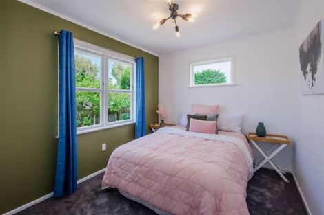 Photo of property in 6 Mazengarb Road, Paraparaumu Beach, Paraparaumu, 5032