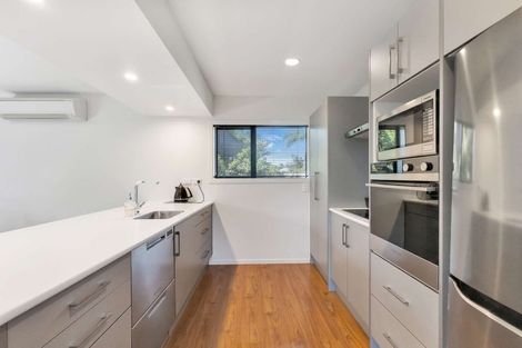 Photo of property in 5b Estate Grove, Inglewood, 4330