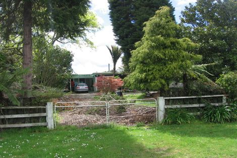 Photo of property in 38 Takinga Street, Mourea, Rotorua, 3074