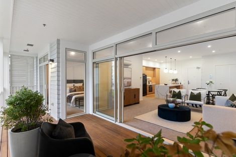 Photo of property in 135 Hibiscus Drive, Orewa, 0931