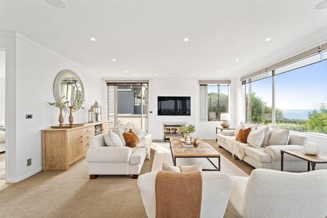 Photo of property in 33a Churchill Road, Murrays Bay, Auckland, 0630