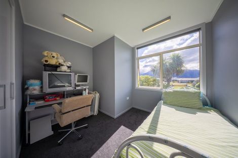 Photo of property in 80 Bligh Street, Te Anau, 9600
