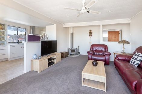Photo of property in 19 Tamatea Drive, Snells Beach, 0920