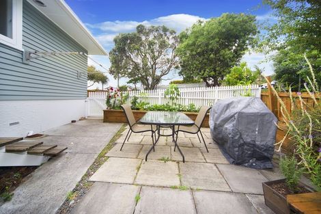 Photo of property in 270 Rangatira Road, Beach Haven, Auckland, 0626