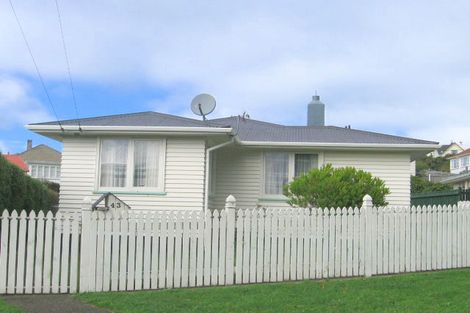 Photo of property in 43 Hindmarsh Street, Johnsonville, Wellington, 6037
