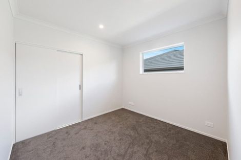 Photo of property in 9 Church Street, Winton, 9720