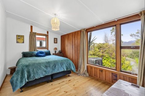 Photo of property in 5 Bydder Terrace, Patons Rock, Takaka, 7182
