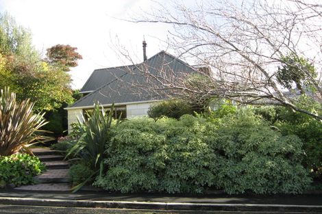 Photo of property in 27 Garden Place, Glenleith, Dunedin, 9010