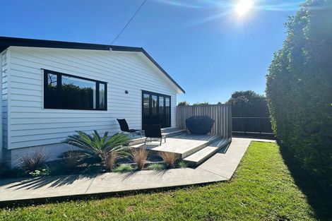 Photo of property in 97 Barrack Road, Mount Wellington, Auckland, 1060