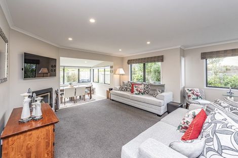 Photo of property in Caversham Park, 2/19 Caversham Road, Westmere, Whanganui, 4501