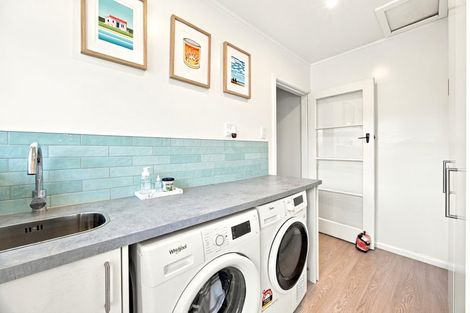 Photo of property in 1/175 Kendal Avenue, Burnside, Christchurch, 8053