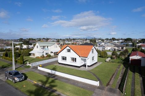 Photo of property in 87 Queen Street, Waitara, 4320