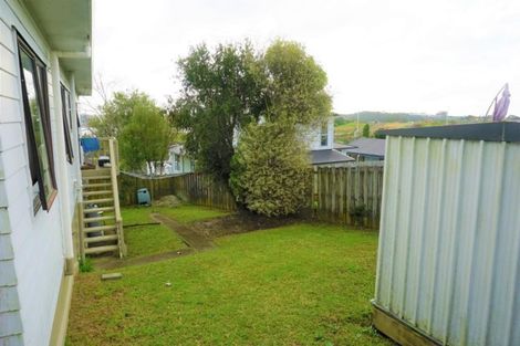 Photo of property in 1/24 Barbados Drive, Unsworth Heights, Auckland, 0632