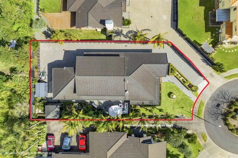 Photo of property in 17 Willowbank Close, East Tamaki Heights, Auckland, 2016
