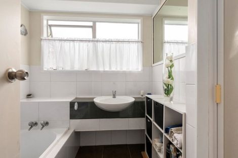 Photo of property in 505 Swanson Road, Ranui, Auckland, 0612