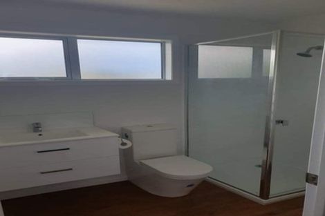 Photo of property in 57 Gloria Avenue, Te Atatu Peninsula, Auckland, 0610