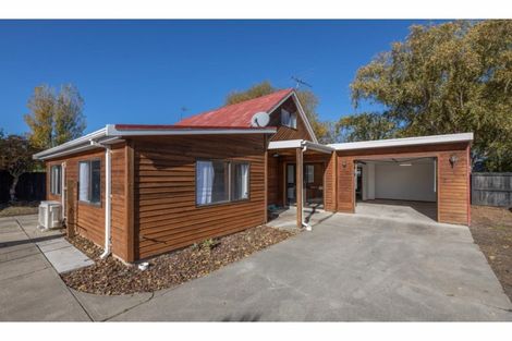 Photo of property in 2a Wainoni Road, Wainoni, Christchurch, 8061