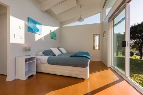 Photo of property in 190 Paroa Bay Road, Russell, 0272