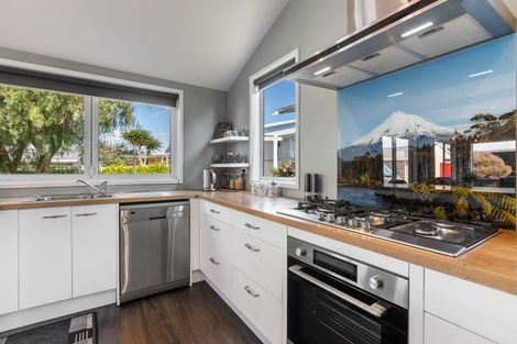 Photo of property in 5a High Street West, Waitara, 4320
