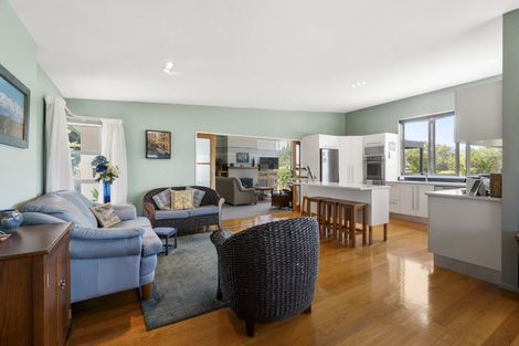 Photo of property in 14 Branksome Place, Aokautere, Palmerston North, 4471