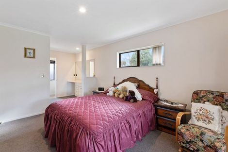 Photo of property in 6 Monet Vale, Rolleston, 7614