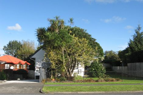 Photo of property in 1/141 Reeves Road, Pakuranga Heights, Auckland, 2010