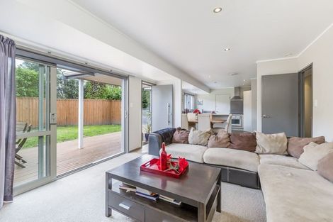 Photo of property in 24 Springtime Crescent, Stanmore Bay, Whangaparaoa, 0932